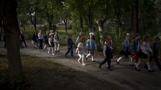 ONLINE: Na Ukrajine sa začal nový školský rok. Krajina aktualizovala odhadované počty ruských strát