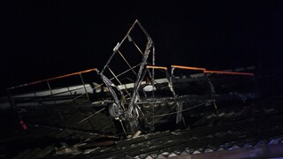 FOTO: Lietadlo, ktoré spadlo v Petroviciach, mal pilotovať olympijský medailista Židek, utrpel popáleniny