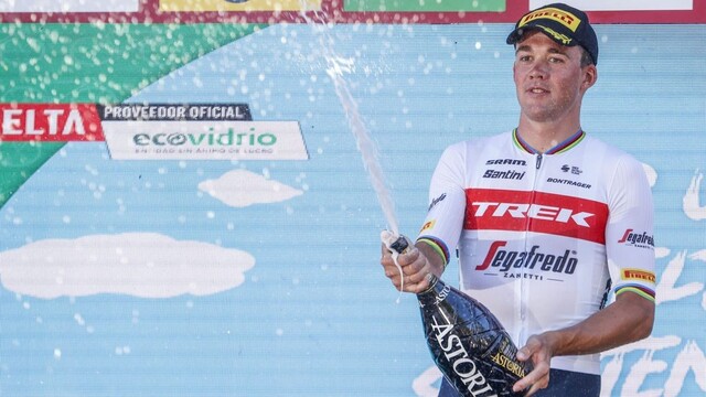 Pedersen vyhral 19. etapu Vuelty. Pripísal si tretí triumf a poistil si zelený dres