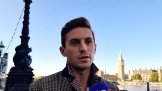 Slováci na rozlúčke s Alžbetou II.: Martin Zvada pracuje v úrade starostu v Londýne. Čo sa tam dialo, keď vyšla správa o úmrtí kráľovnej?