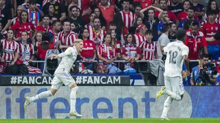 Madridské derby dopadlo lepšie pre Biely balet. Real ostáva v lige stopercentný