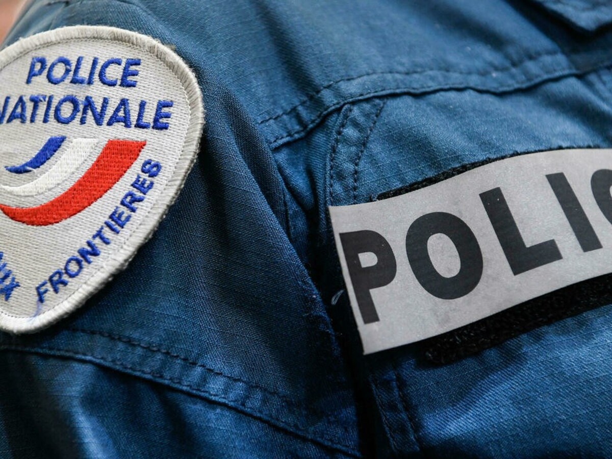 Francúzska polícia odhalila sieť prevádzačov migrantov cez Lamanšský prieliv do Británie. Zabavila lode aj palivo