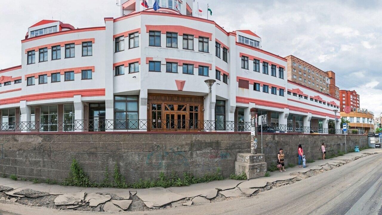 Japonsko sprísnilo protiruské sankcie, Moskva vzápätí zadržala japonského konzula