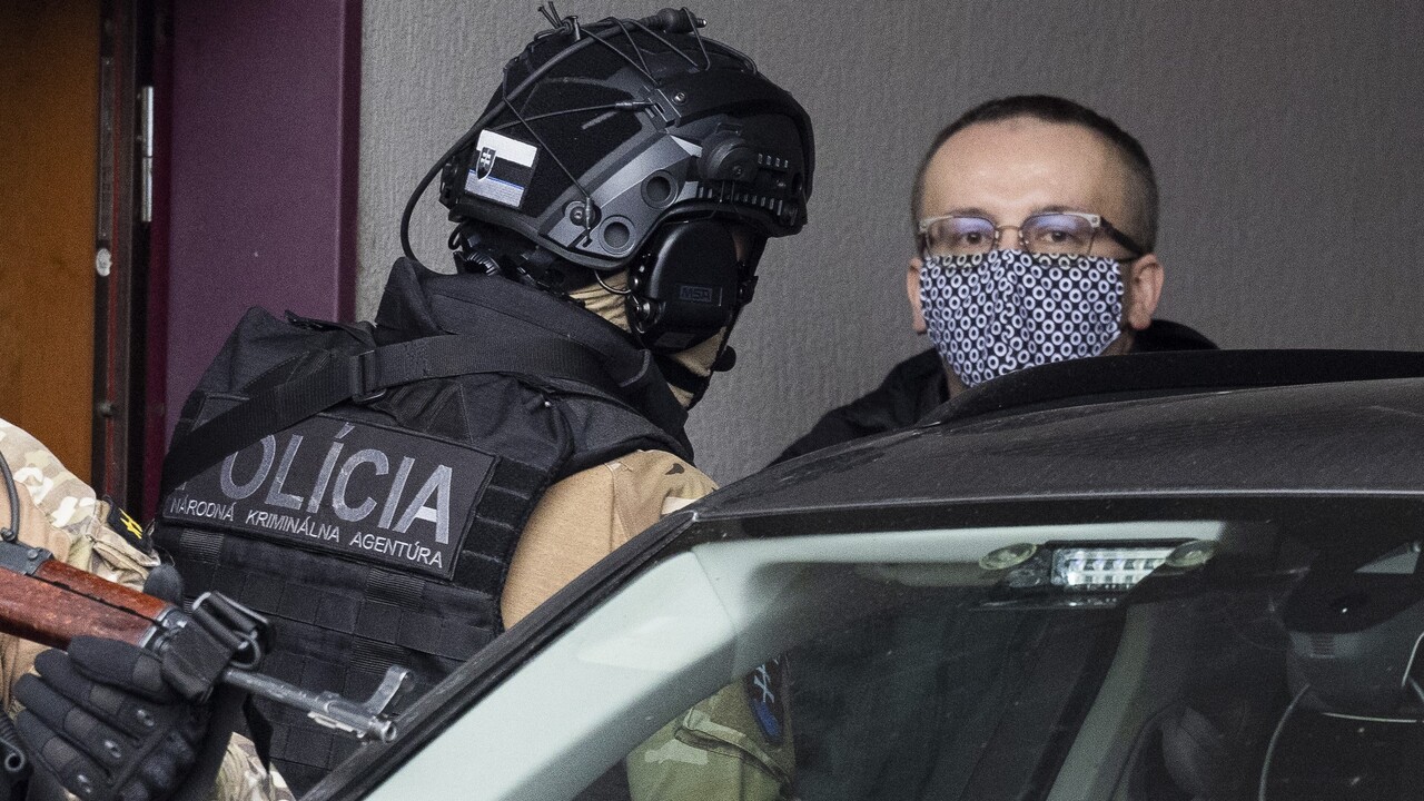 Sudca odmietol obžalobu podanú na exšéfa SIS Pčolinského. Prípad vrátil prokurátorovi