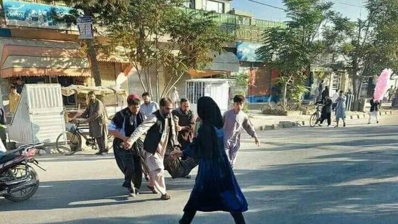 Bilancia útoku na študovňu v Kábule stúpla, zomrelo najmenej 53 ľudí