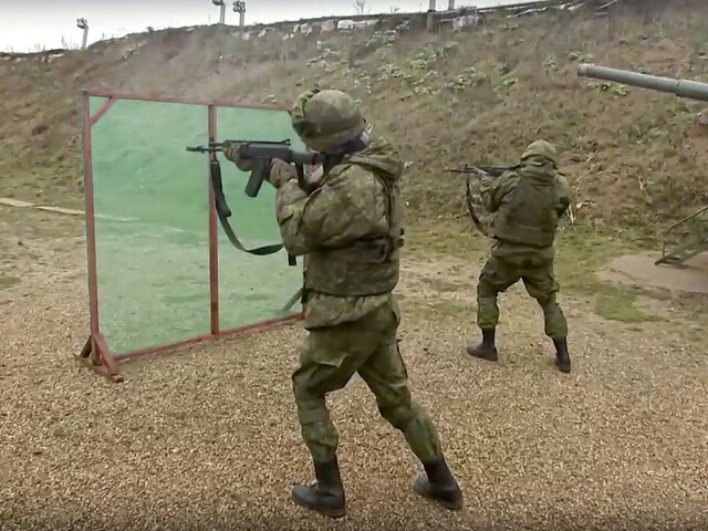 Rusi tvrdia, že prví mobilizovaní záložníci prišli na územia v Luhanskej a Doneckej oblasti