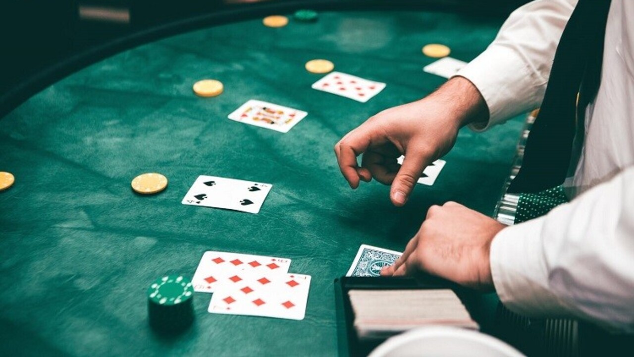 Hrajte Blackjack ako profesionál. Pohodlne v online kasíne