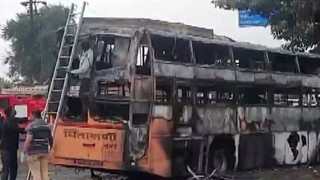Autobus v Indii zachvátili plamene, zahynulo 12 ľudí a 43 utrpelo vážne zranenia