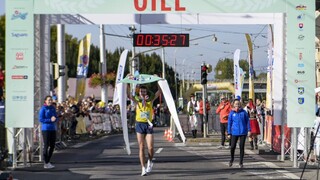 Národný beh Devín - Bratislava ovládol Staník. Na štart sa postavilo vyše dvetisíc pretekárov