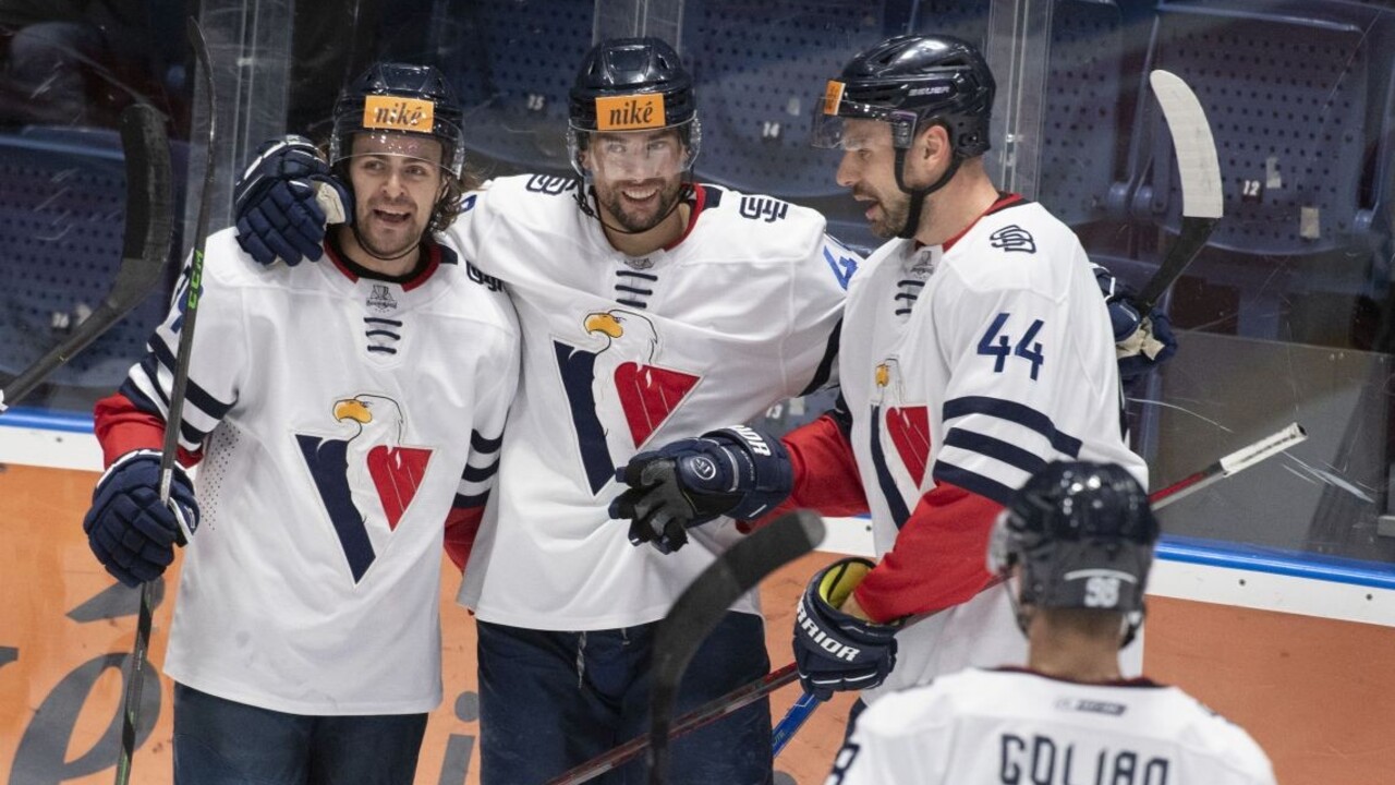 Tipos extraliga: Slovan deklasoval Zvolen, Michalovce pokračujú v neúspešnej sérii