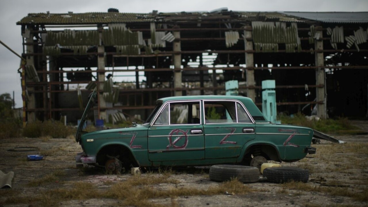 Ruské raketové útoky zasiahli okolo 30 percent energetickej infraštruktúry, uviedol Kyjev