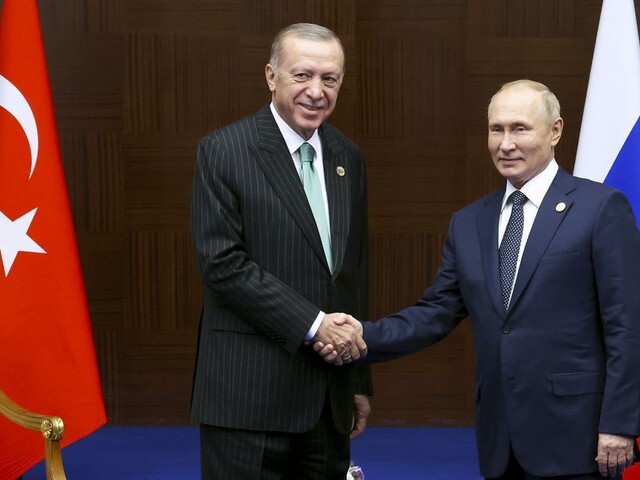 Erdogan chce s Rusmi postaviť v Turecku ďalšiu jadrovú elektráreň
