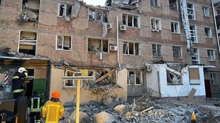 Rusko napadlo ukrajinské mesto Mykolajiv, po náletoch výbušných dronov zomrel aj malý chlapec
