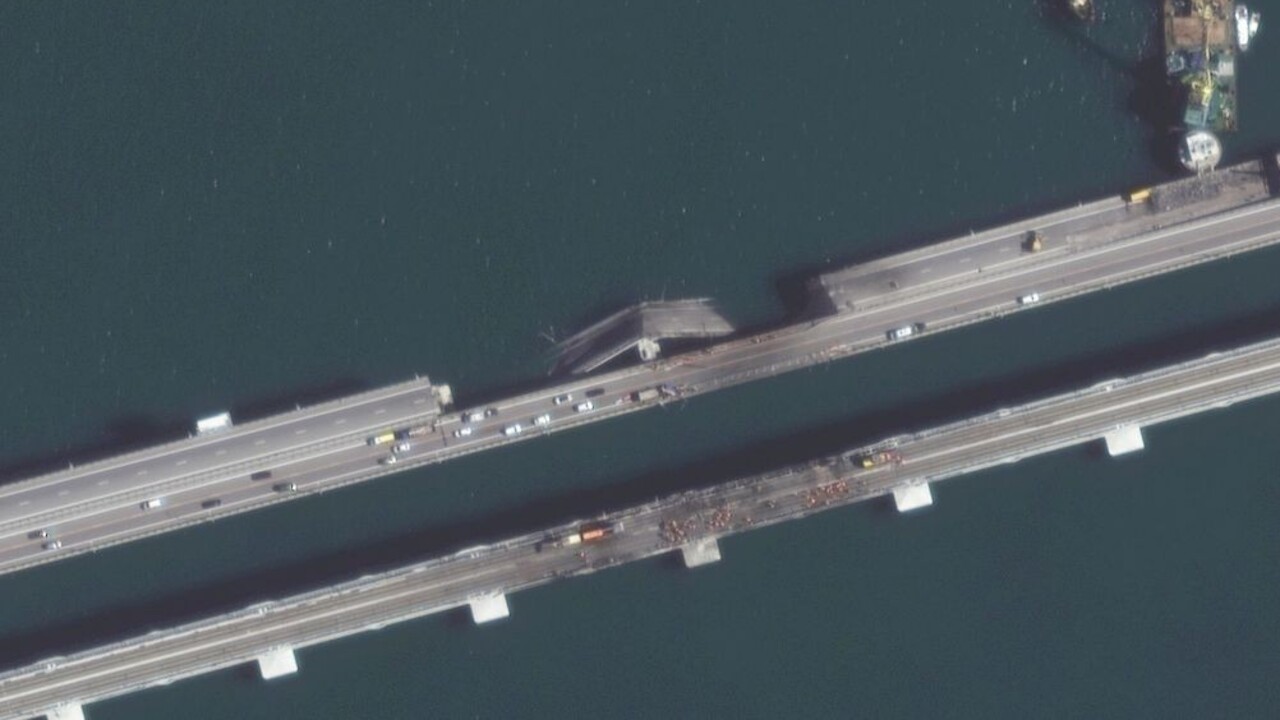 Symbol anexie Krymu tak skoro neopravia. Práce na Kerčskom moste potrvajú až do leta