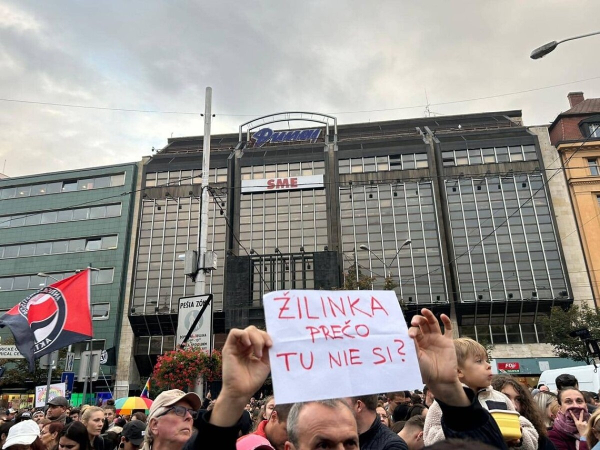 Pochod na Námestie SNP