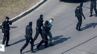 Bielorusko poslalo za mreže vyše desať aktivistov, tresty dosahujú až 25 rokov
