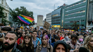 Európsky parlament bude rokovať o rezolúcii odsudzujúcej zločiny z nenávisti voči LGBTI+ ľuďom