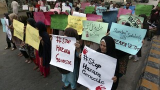 Afgánske ženy protestovali pred Kábulskou univerzitou, vyjadrili tým nesúhlas s vysťahovaním