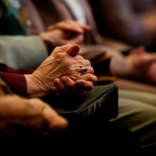 Národná rada rozhodla. Dôchodcovia dostanú 13. dôchodok aj v decembri