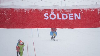 Obrovský slalom žien v Söldene zrušili. Štartovať mala aj Vlhová, no rozhodnutie rešpektuje