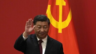 Si Ťin-pching si zaistil tretie funkčné obdobie šéfa Komunistickej strany. V najužsom vedení sú jeho spojenci