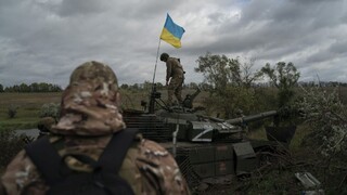 Ukrajinci nemajú podľa prieskumu záujem vyjednávať s Moskvou, chcú naďalej bojovať