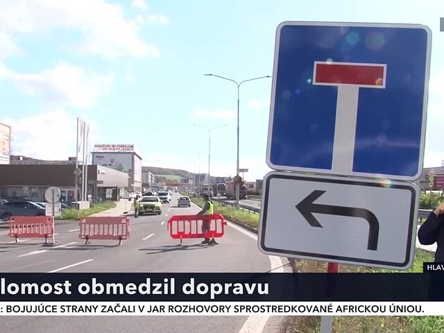 Výstavba cyklomosta v Banskej Bystrici spôsobuje problémy. Časť Zvolenskej cesty a výjazd na cestu R1 museli uzavrieť