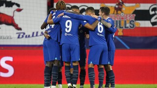 Chelsea si zabezpečila postup do vyraďovacej fázy Ligy majstrov. V Salzburgu vyhrala 2:1