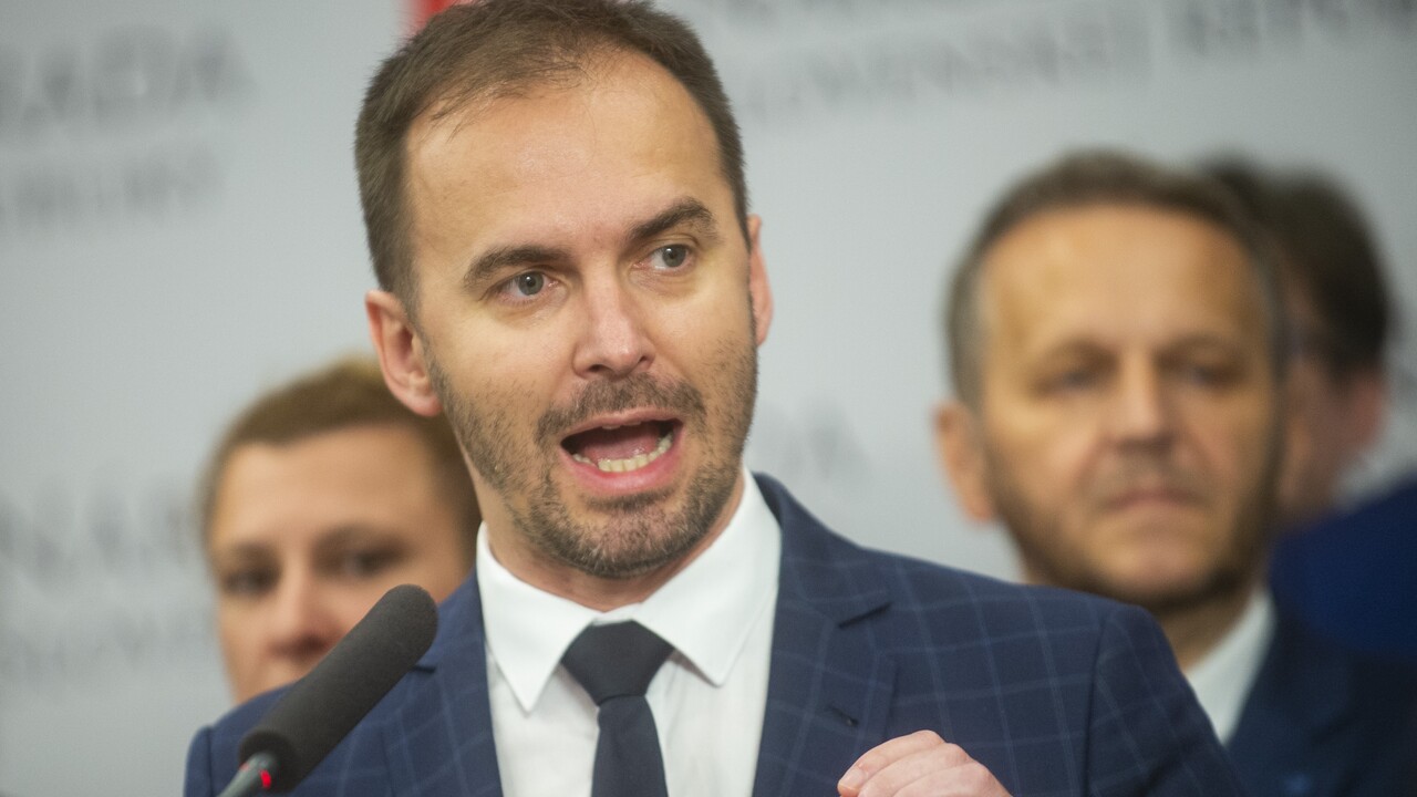 Koalíciu a SaS rozhodnutie o referendovej otázke neprekvapilo. Fico referendum znova odflákol, povedal Šipoš