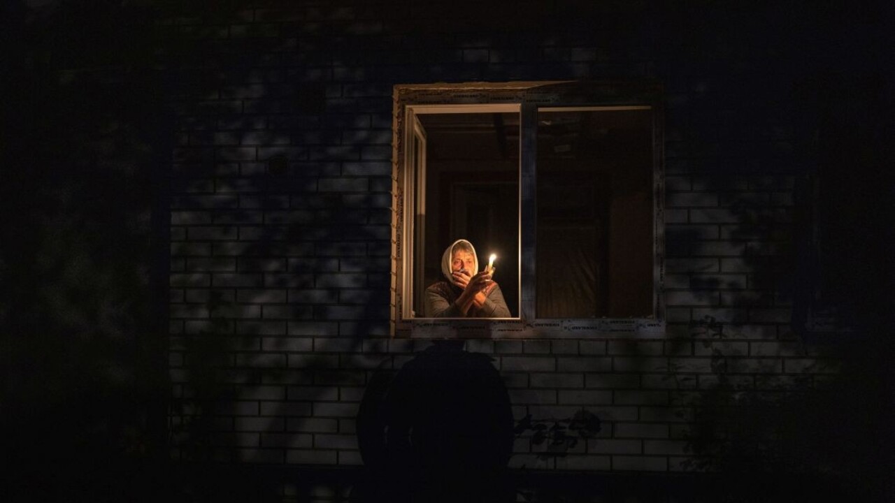 Obnoviť dodávky elektriny do Kyjeva potrvá dva až tri týždne. Šetrite, vyzval občanov starosta