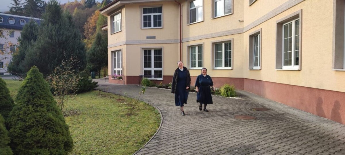 Volebná miestnosť v kláštore