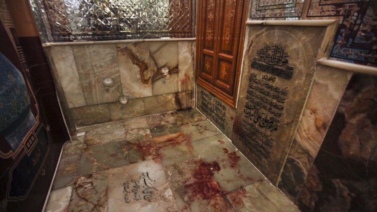 K útoku v Šíráz sa prihlásil islamský štát. Údajný páchateľ zomrel v nemocnici