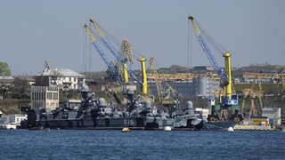 Útok dronov na Sevastopoľ je podľa proruského gubernátora najväčším od začiatku vojny