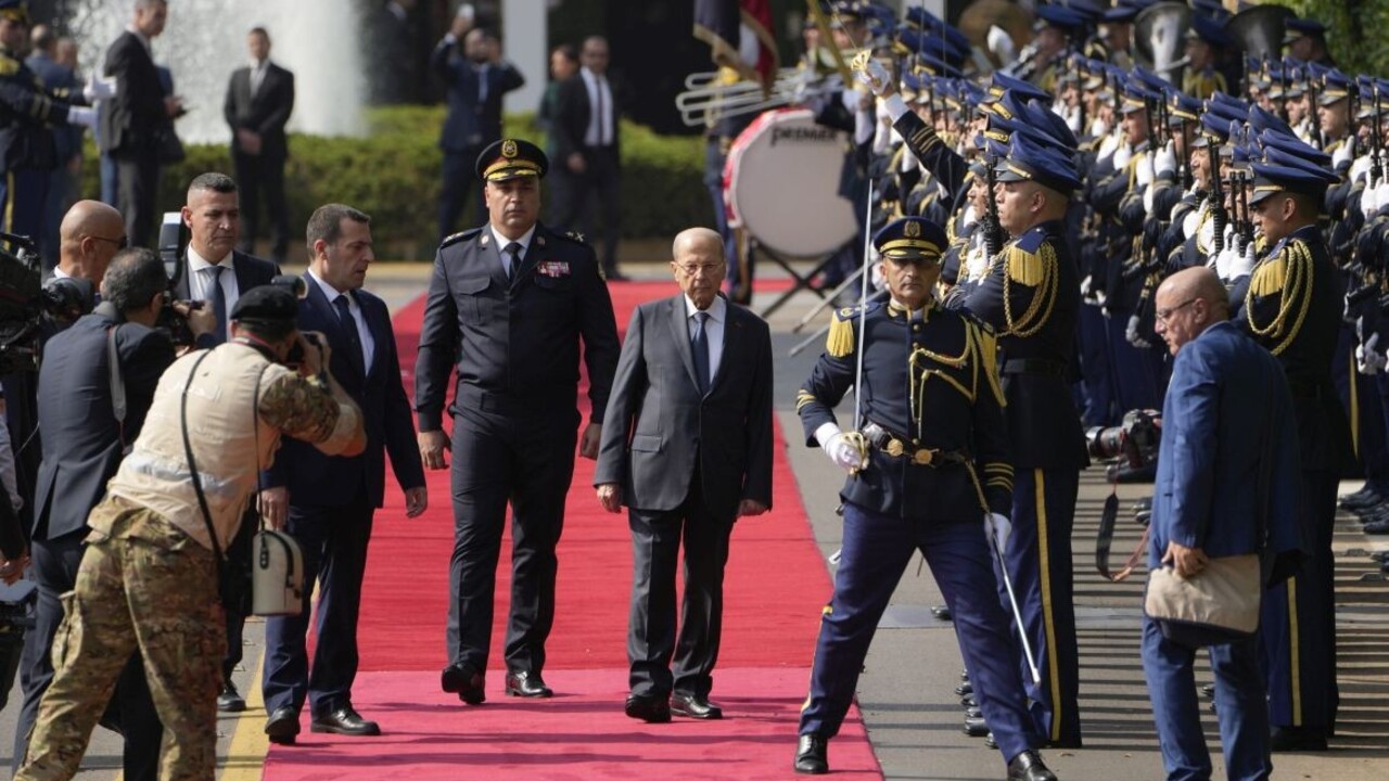 Prezident Libanonu Míšál Awn opustil palác, krajina zostane bez úradujúcej hlavy štátu