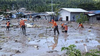 Filipínami sa prehnala tropická búrka. Počet obetí pokoril stovku, nezvestné sú desiatky ľudí