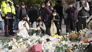 Nebezpečenstvo sa dalo predpokladať, hovorí náčelník juhokórejskej polície. Počet obetí nešťastia v Soule sa zvýšil