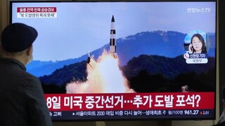 Severná Kórea odpálila rakety rôzneho druhu, jedna dopadla blízko územia Soulu