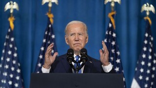Biden sa osobne zapája do kampane, chce pomôcť odvrátiť volebný neúspech