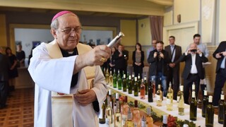 Trnavský arcibiskup poslal kňazom obežník, v ktorom spochybňuje nevinu obetí útoku na Zámockej