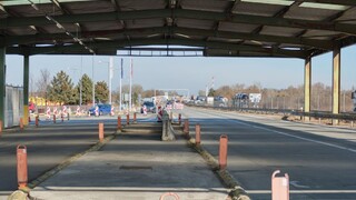 Autodopravcovia chcú v noci na pondelok zablokovať diaľnicu D2 z Česka na Slovensko