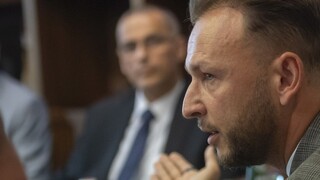 Poslanec Šutaj Eštok podal trestné oznámenie pre pranie peňazí kajúcnikmi