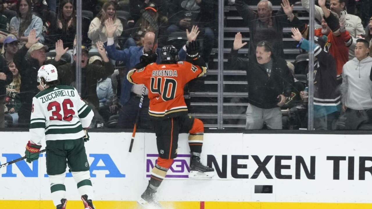 NHL: Príchod vo veľkom štýle. Regenda sa vrátil do zostavy Ducks a otvoril si strelecký účet