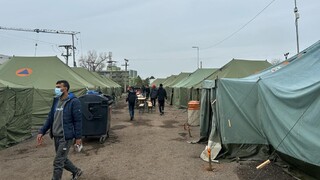 Slovensko situáciu zvláda, tvrdí Hamran. ta3 sa bola pozrieť na stanové mestečko v Kútoch