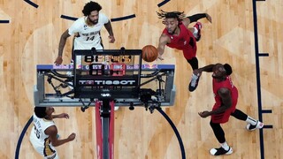 NBA: Lídra Portland Trail Blazers zradilo lýtko, jeho spoluhráči zvládli zápas proti New Orleans na výbornú