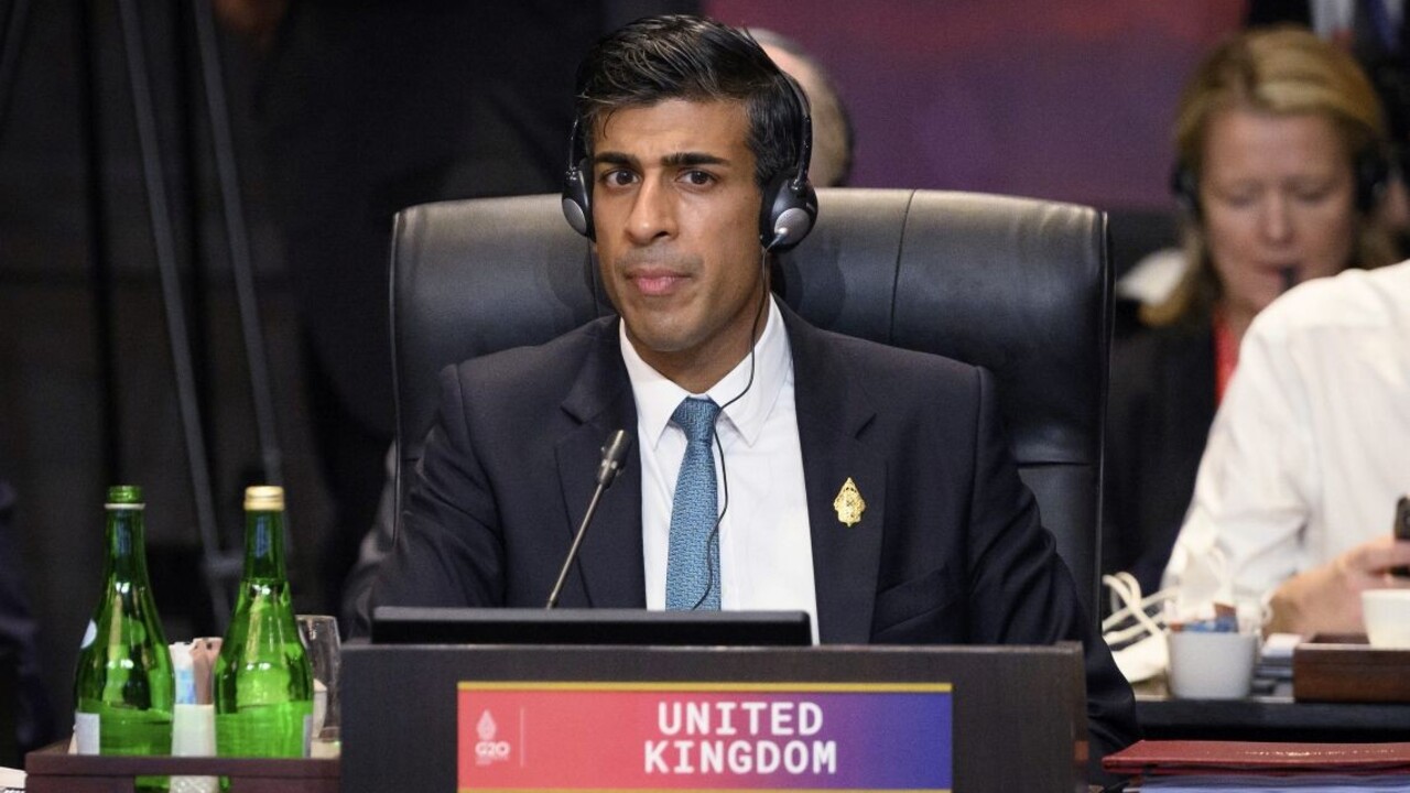 Jeden človek má moc všetko zmeniť. Putin sa nám mal prísť postaviť, povedal Sunak na summite G20