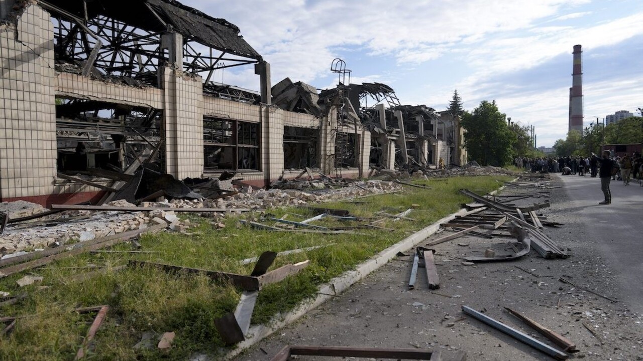 Rusko opäť útočí. Odesu zasiahla raketa, výbuchy hlásili v Kyjeve a Dnipre