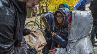 Oblečenie, ohrievače i lekárničky. Slovensko poskytne Ukrajine humanitárnu pomoc, chce pokračovať v solidarite počas zimy