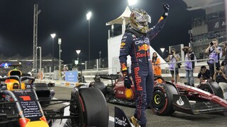 Verstappen zajazdil v kvalifikácii najrýchlejší čas, druhý skončil Pérez