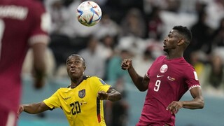 Prvý zápas MS sa skončil pre domácich prehrou, futbalisti Kataru nestrelili ani jeden gól