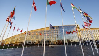 Neskôr, ale predsa. Maďarský parlament ratifikuje vstup Švédska a Fínska do NATO